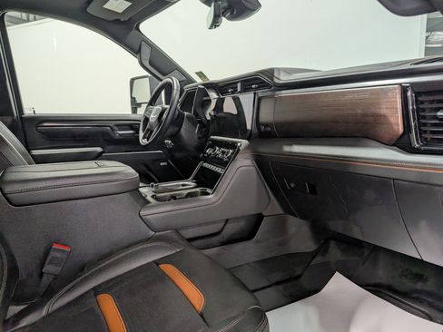 Used 2025 GMC Sierra 2500 AT4 w/ AT4 Premium Plus Package image 20
