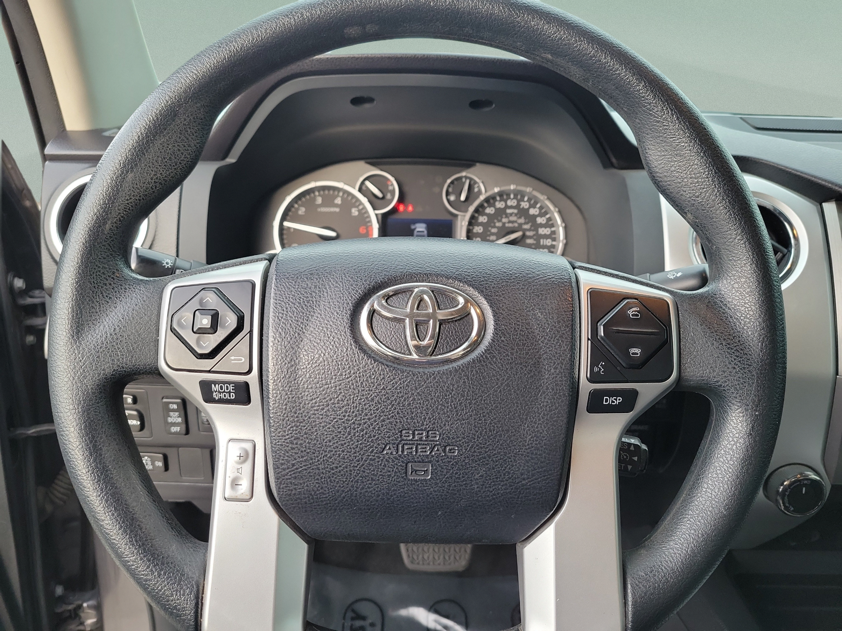 Used 2017 Toyota Tundra SR5 w/ SR5 Upgrade Package AWD/4WD image 22