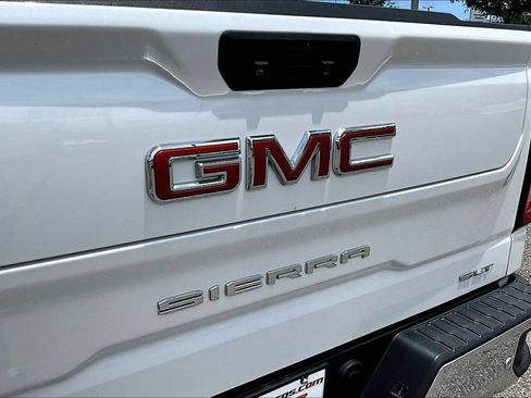 Used 2020 GMC Sierra 1500 SLT w/ SLT Premium Plus Package AWD/4WD image 24