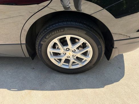 Used 2024 Chevrolet Equinox LT FWD image 36