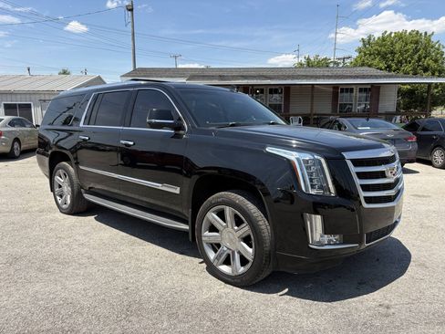 Used 2015 Cadillac Escalade ESV Luxury RWD image 6