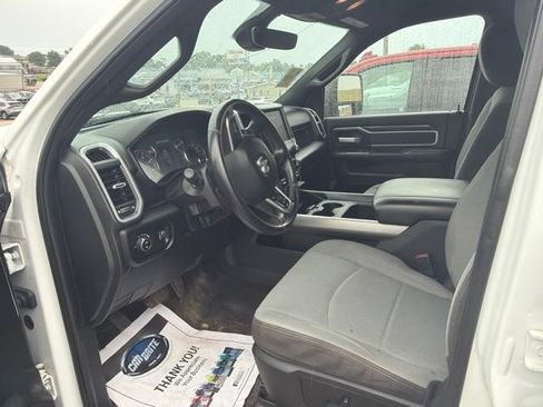 Used 2024 RAM 2500 Big Horn w/ Off Road Package AWD/4WD image 9