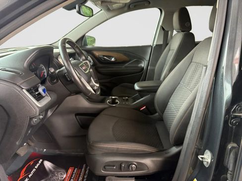Used 2018 GMC Terrain SLE w/ Driver Convenience Package AWD/4WD image 12