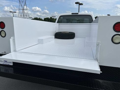 Used 2015 Ford F350 XL w/ Trailer Tow Package AWD/4WD image 16
