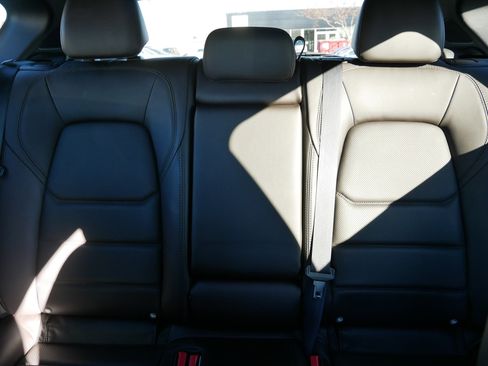 Used 2023 MAZDA CX-5 Signature image 13