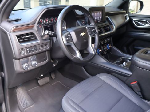Used 2023 Chevrolet Suburban LS RWD image 23