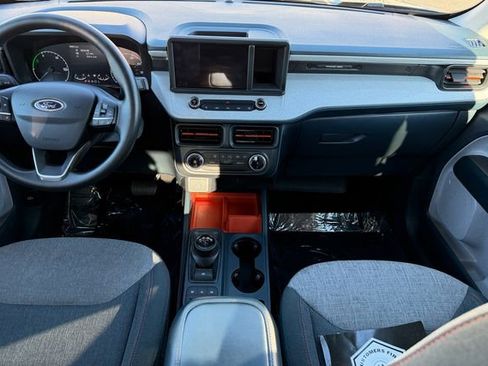 Used 2024 Ford Maverick XLT image 23