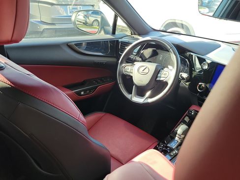 Used 2022 Lexus NX 350 AWD image 12