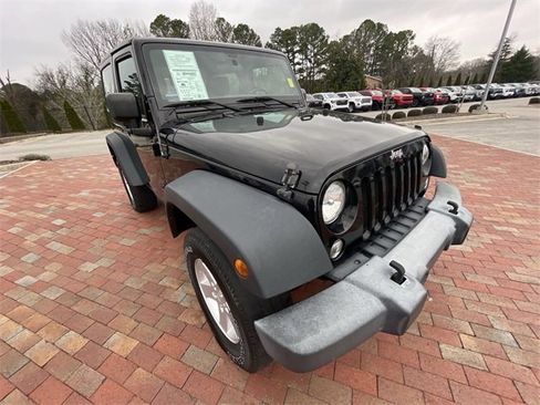 Used 2018 Jeep Wrangler Sport image 29
