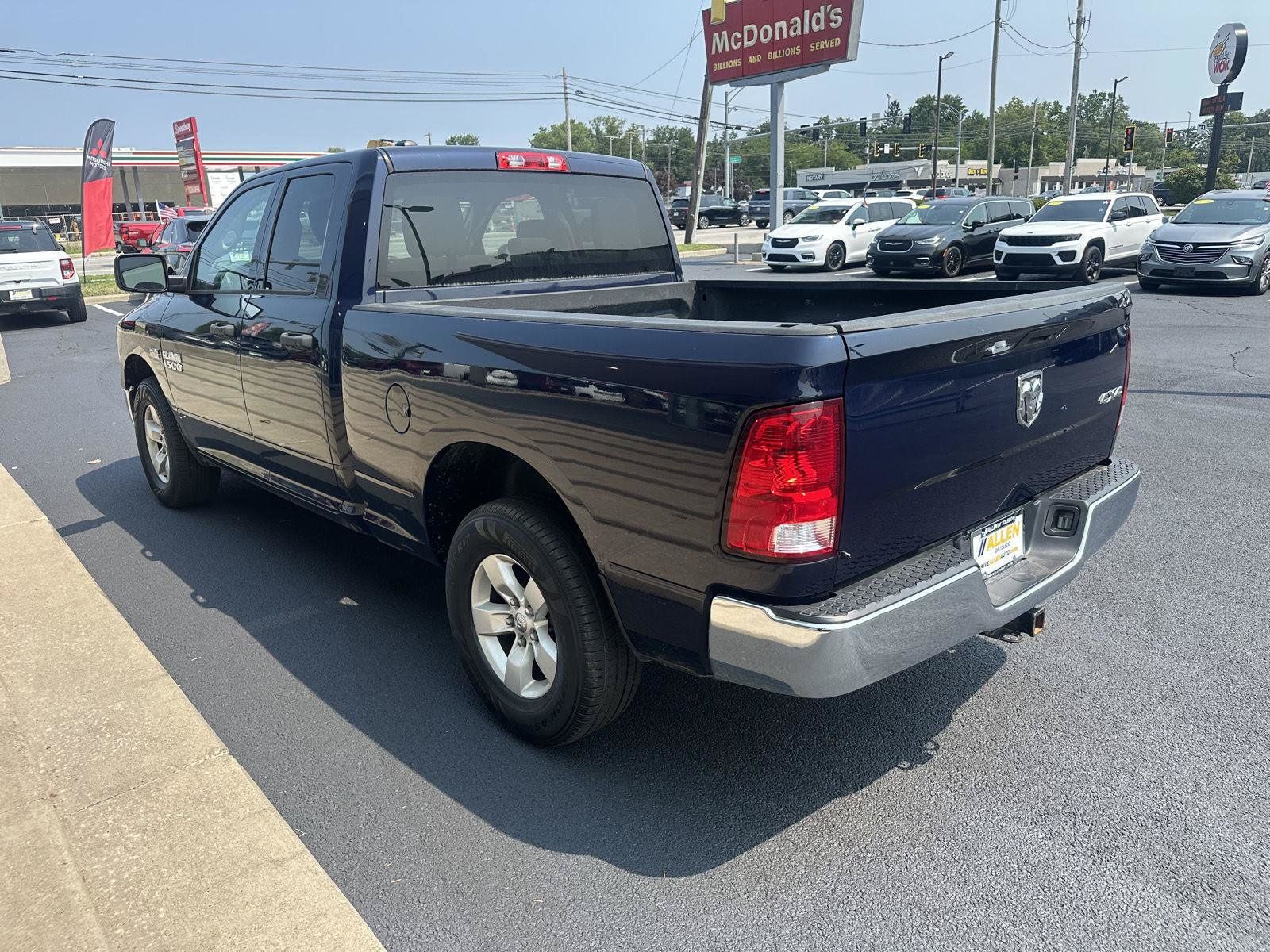 Used 2015 RAM 1500 ST w/ SXT Appearance Group AWD/4WD image 7