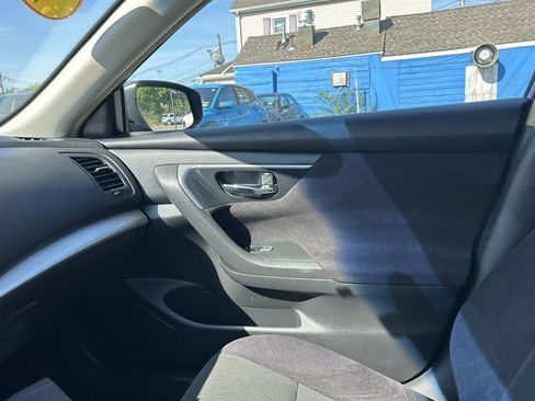 Used 2013 Nissan Altima 2.5 SV w/ 2.5SV Convenience Pkg FWD image 13