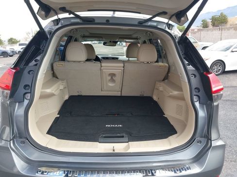 Used 2017 Nissan Rogue SL w/ SL Premium Package FWD image 22