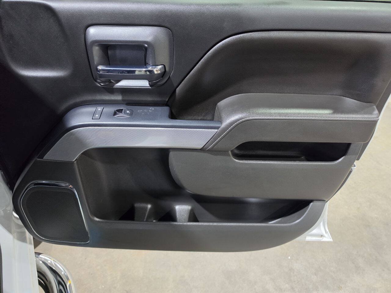 Used 2017 Chevrolet Silverado 1500 LTZ Z71 AWD/4WD image 42