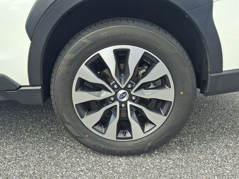 Certified 2024 Subaru Outback Touring XT AWD/4WD image 8