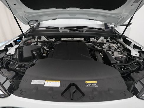 Used 2025 Audi Q5 Premium Plus w/ Premium Plus image 33