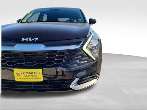 Used 2024 Kia Sportage LX image 10