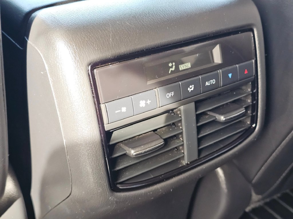 Used 2018 MAZDA CX-9 Touring AWD/4WD image 20
