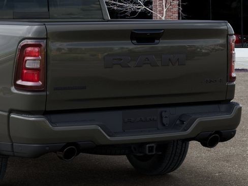 New 2026 RAM 1500 Big Horn AWD/4WD image 13