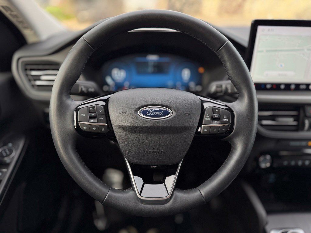 Used 2023 Ford Escape Active w/ Tech Pack #2 AWD/4WD image 30