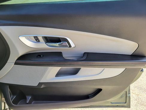 Used 2015 Chevrolet Equinox LT w/ Driver Convenience Package image 20