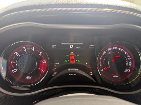 Used 2016 Dodge Challenger SRT Hellcat RWD image 21