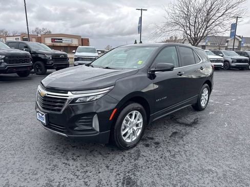 Used 2024 Chevrolet Equinox LT AWD/4WD image 3