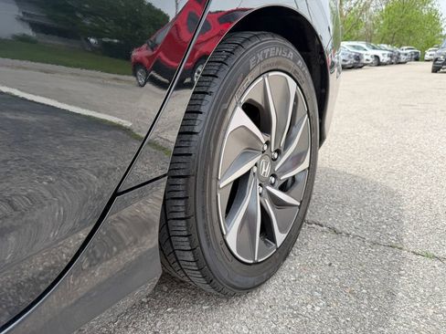 Used 2020 Honda Insight Touring image 11