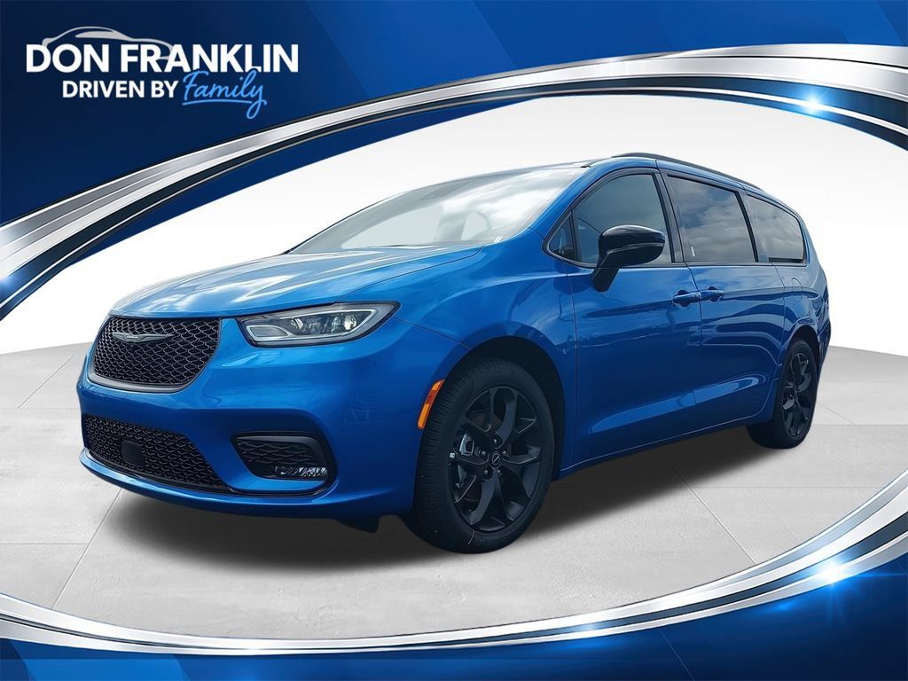 New 2026 Chrysler Pacifica Limited w/ S Appearance Package FWD 360° Tour