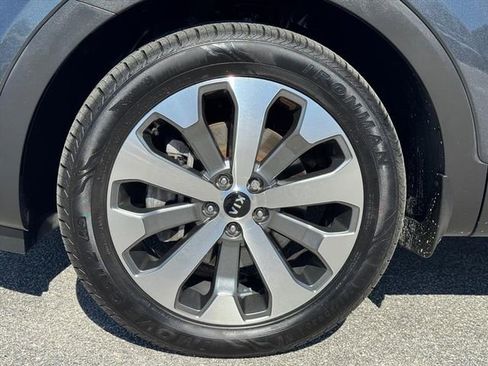 Used 2021 Kia Telluride S image 9