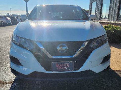 Used 2022 Nissan Rogue Sport S image 4