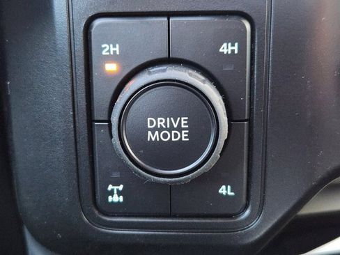 New 2026 Ford F250 Platinum image 16