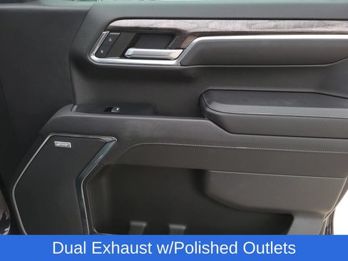 Used 2023 Chevrolet Silverado 1500 LTZ w/ LTZ Convenience Package II AWD/4WD image 10