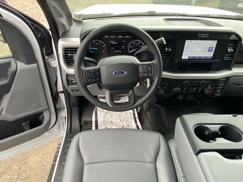 New 2025 Ford F450 XL image 15