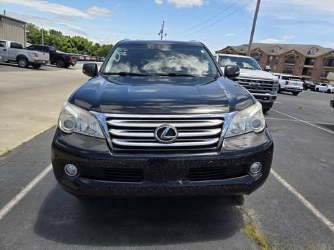 Used 2011 Lexus GX 460 w/ Comfort Plus Pkg AWD/4WD image 2