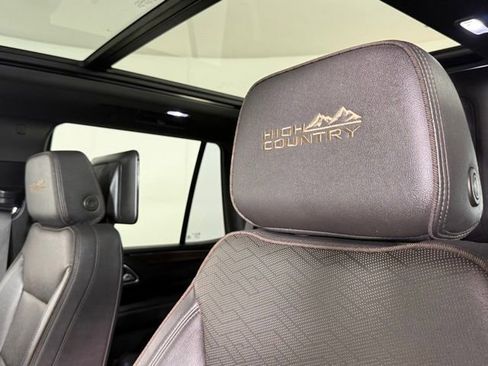 Used 2023 Chevrolet Tahoe High Country AWD/4WD image 18