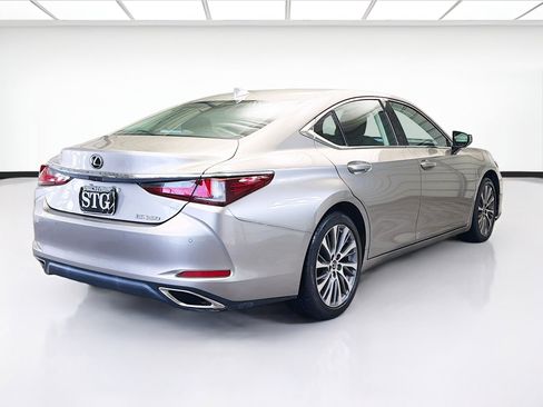 Used 2019 Lexus ES 350 Luxury image 4