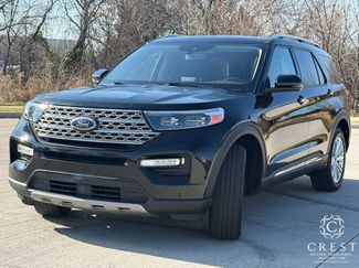 Used 2022 Ford Explorer Limited w/ Limited Technology Package video 3