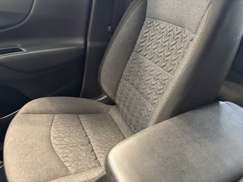 Used 2024 Chevrolet Equinox LT FWD image 18