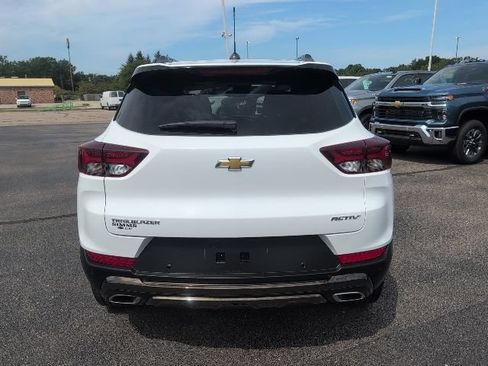 Used 2023 Chevrolet TrailBlazer ACTIV w/ Convenience Package FWD image 7