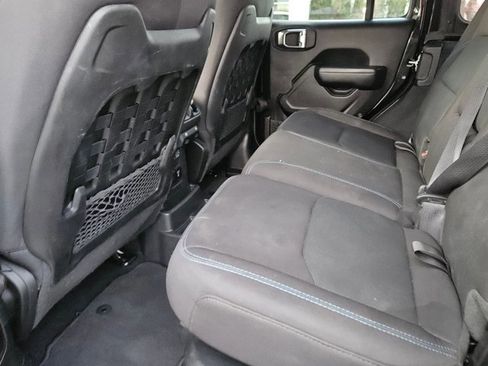 Used 2022 Jeep Wrangler Unlimited Rubicon 4xe image 18