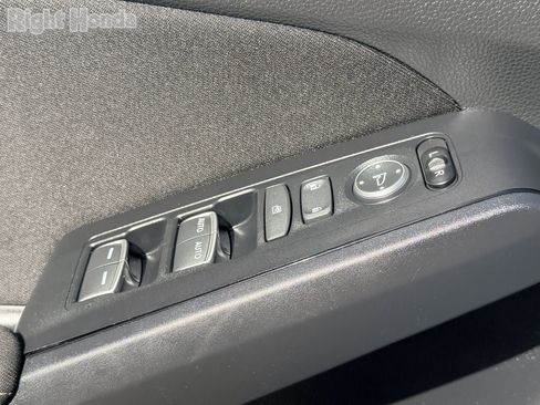 Used 2025 Honda Civic Sport image 18