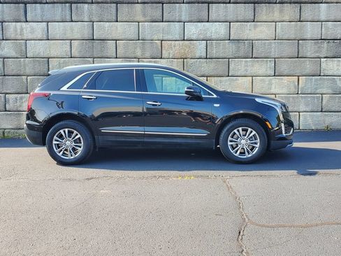 Used 2023 Cadillac XT5 Premium Luxury w/ Technology Package AWD/4WD image 5