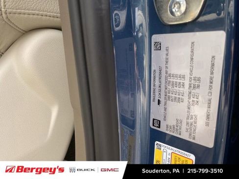 New 2026 GMC Yukon XL Denali w/ Denali Reserve Package image 37