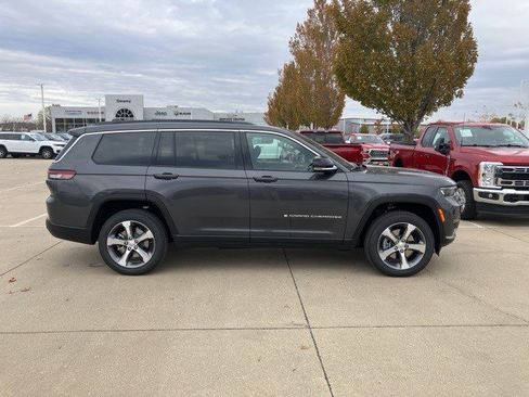 New 2025 Jeep Grand Cherokee L Limited image 5