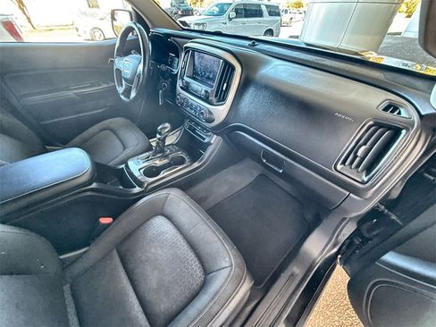 Certified 2022 GMC Canyon Elevation w/ Trailering Package image 26