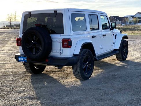 Used 2021 Jeep Wrangler Unlimited Sahara AWD/4WD image 14