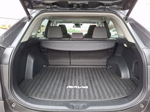 Used 2023 Toyota RAV4 XLE image 27