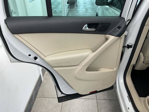 Used 2017 Volkswagen Tiguan Wolfsburg Edition AWD/4WD image 11