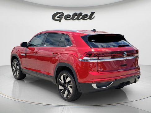 Used 2024 Volkswagen Atlas Cross Sport SE FWD image 7