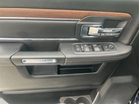 Used 2016 RAM 1500 Laramie image 20
